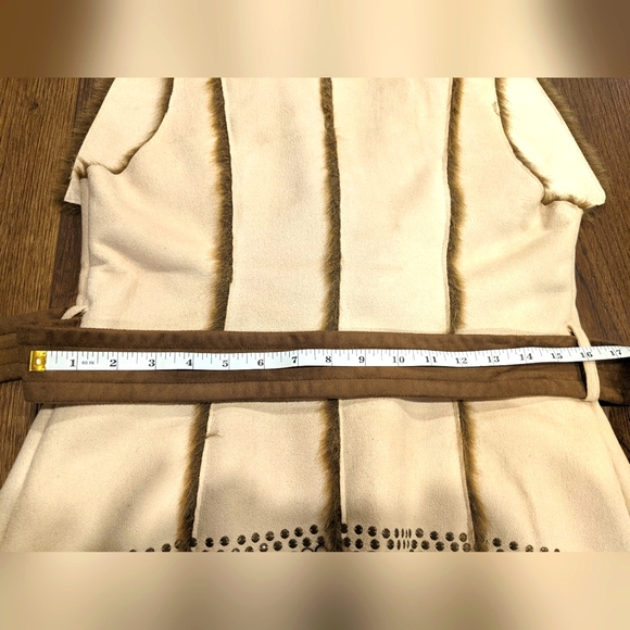 Guess Los Angeles faux fur faux suede western style vest, size small - Picture 11 of 12